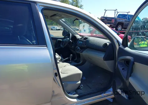 2010 Toyota Rav4 z USA, uszkodzony, nr VIN 2T3BF4DV2AW050044